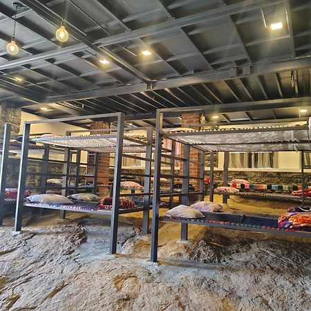 קולי הילס Gambhiraa Resorts מראה חיצוני תמונה