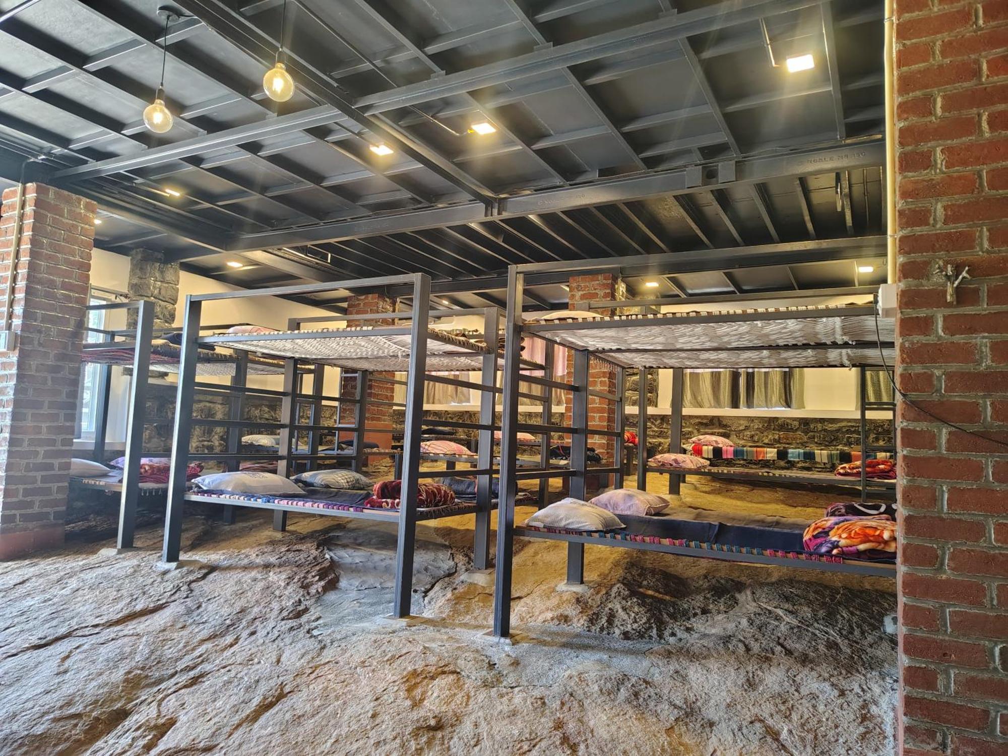 קולי הילס Gambhiraa Resorts מראה חיצוני תמונה
