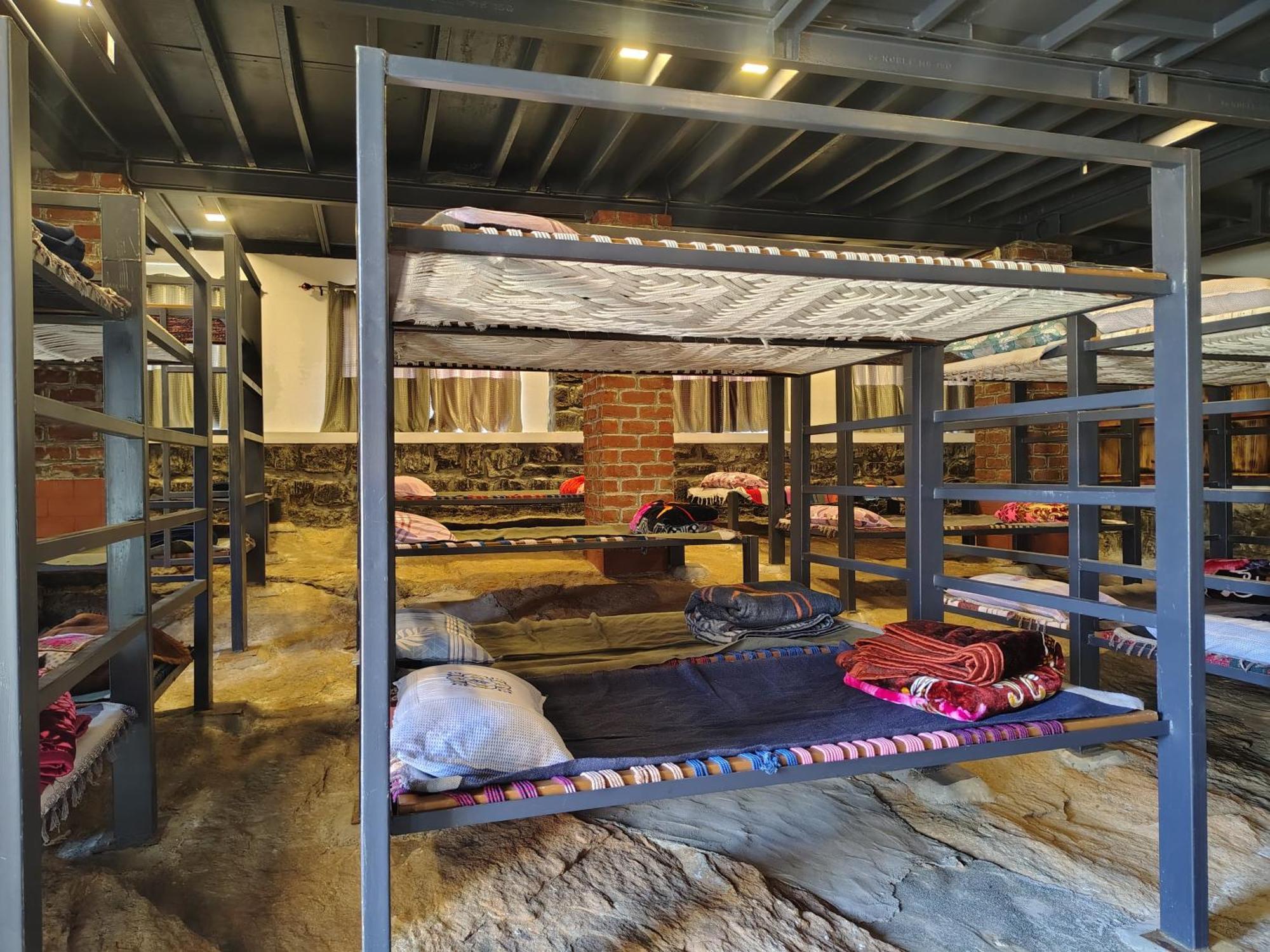 קולי הילס Gambhiraa Resorts מראה חיצוני תמונה